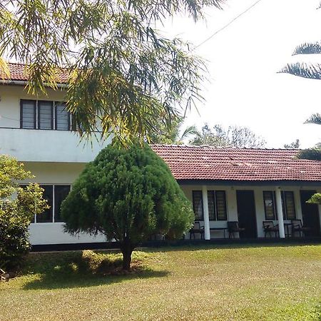 4 Seasons Guesthouse Hikkaduwa Exterior foto